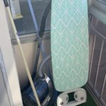 aspirateur-et-table-a-repasser-atelier