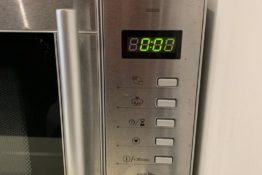 micro-onde-appartement-secrets-ambre