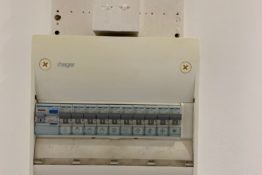 compteur-electrique-appartement-secrets-ambre