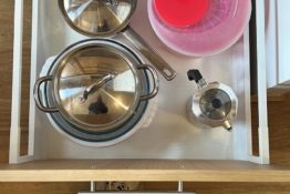 casseroles-appartement-alcove-du-lac
