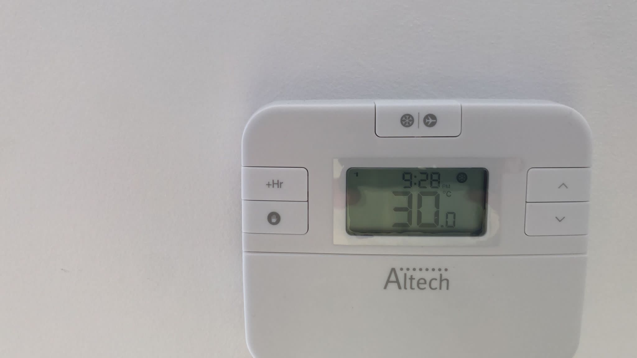 thermostat-chauffage-appartement-leana-tessa-neyt