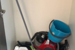 aspirateur-serpillere-leonardo