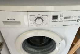 lave-linge-appartement-pop-art