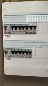 compteur-electrique-eau-appartement-rivoli
