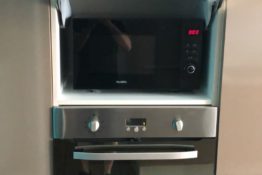 four-micro-onde-appartement-serena