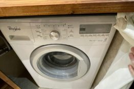 lave-linge-appartement-albatros