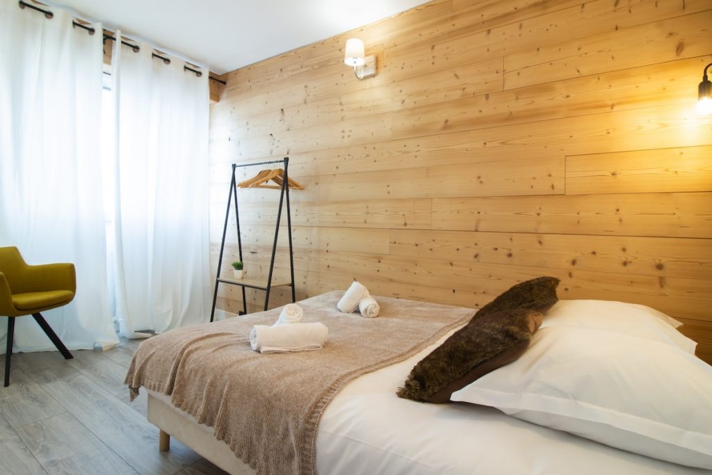 chambre-appartement-etoile-annecy