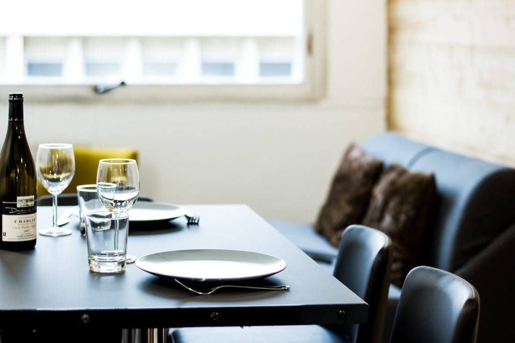 espace-repas-appartement-etoile-annecy