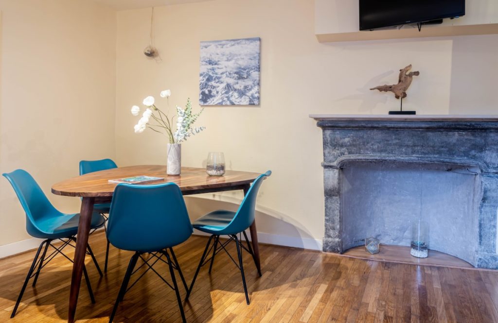 salle-a-manger-appartement-filaterie-annecy