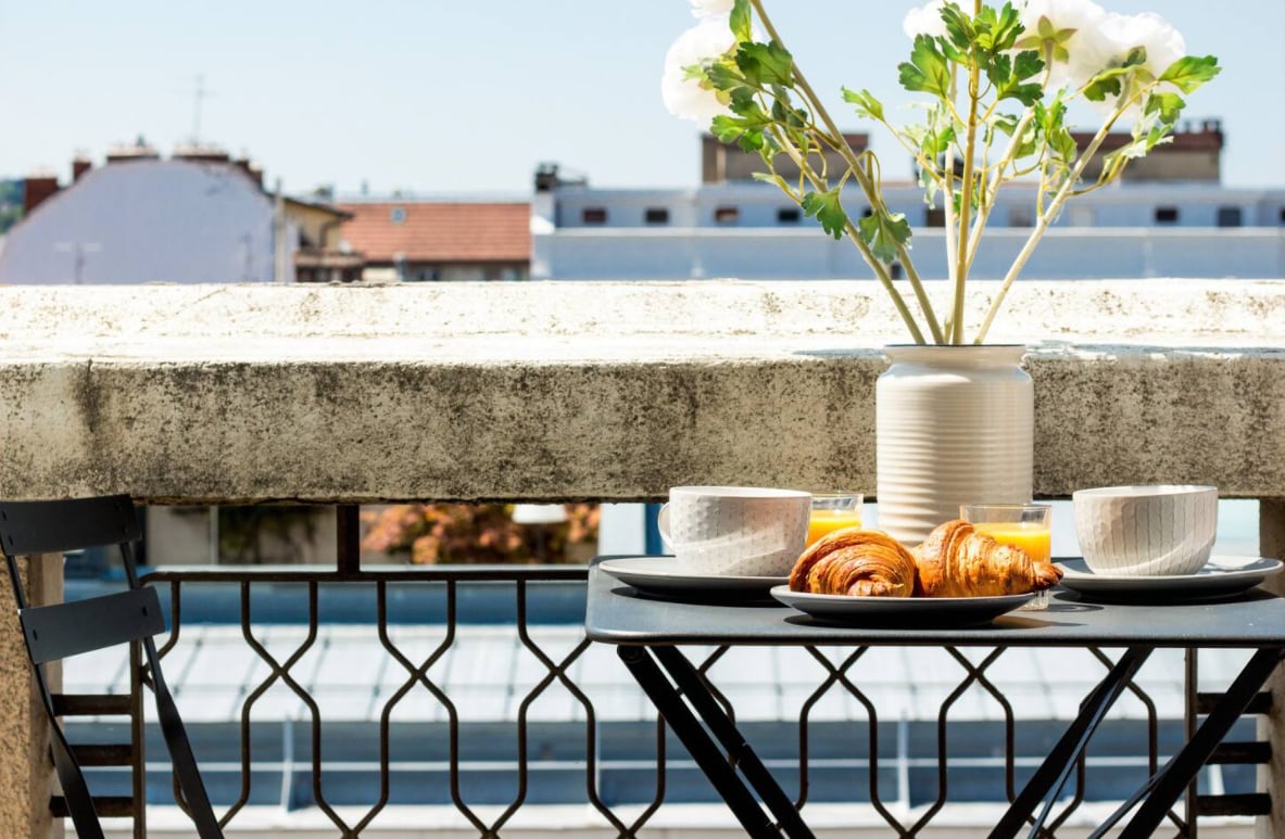 balcon-appartement-7eme-ciel-annecy