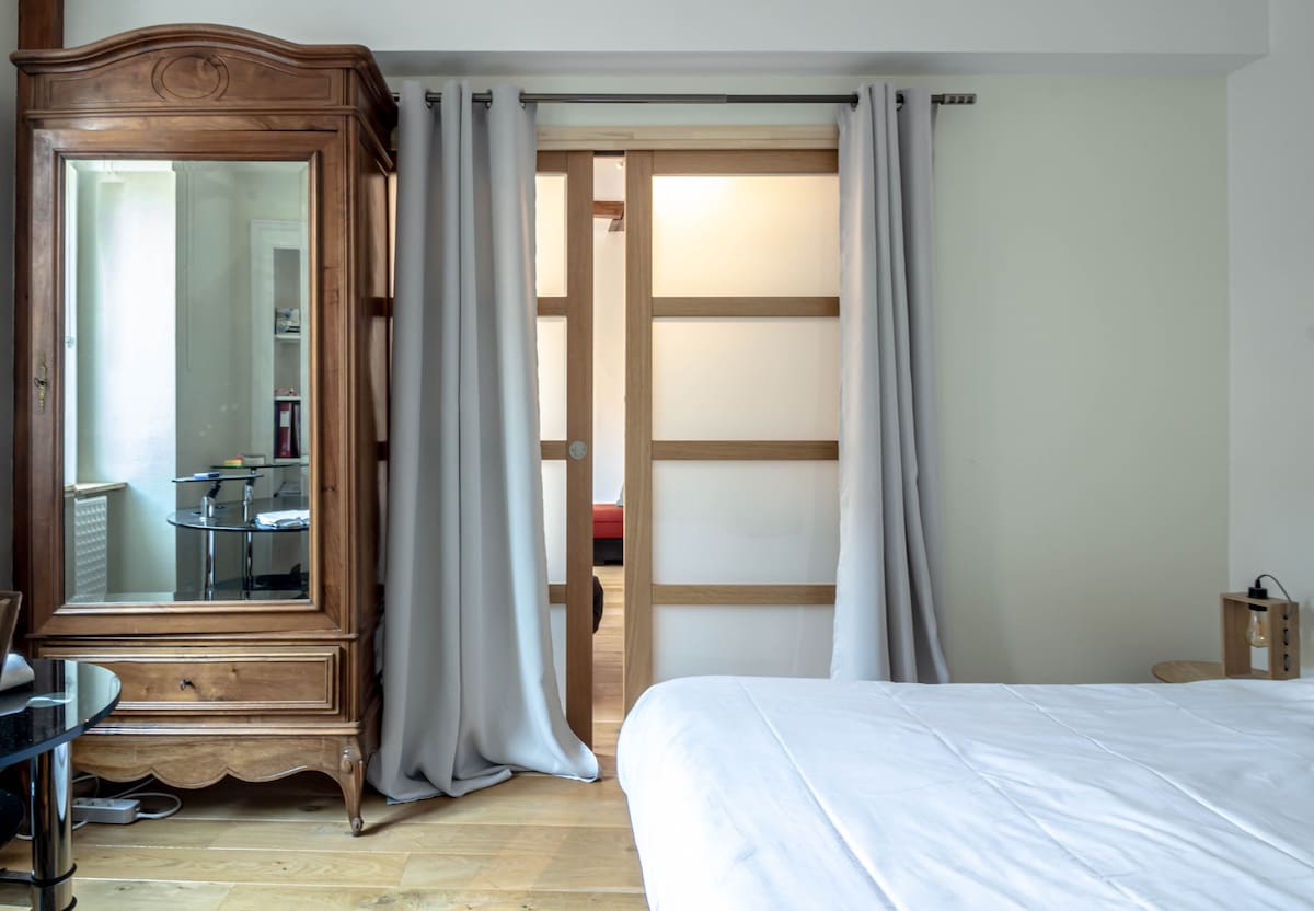 chambre-appartement-manoir-annecy