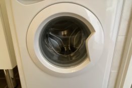 lave-linge-appartement-garden-plazza