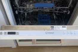 lave-vaisselle-appartement-golden-blue