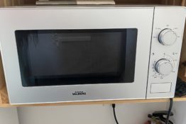 micro-ondes-appartement-bambou