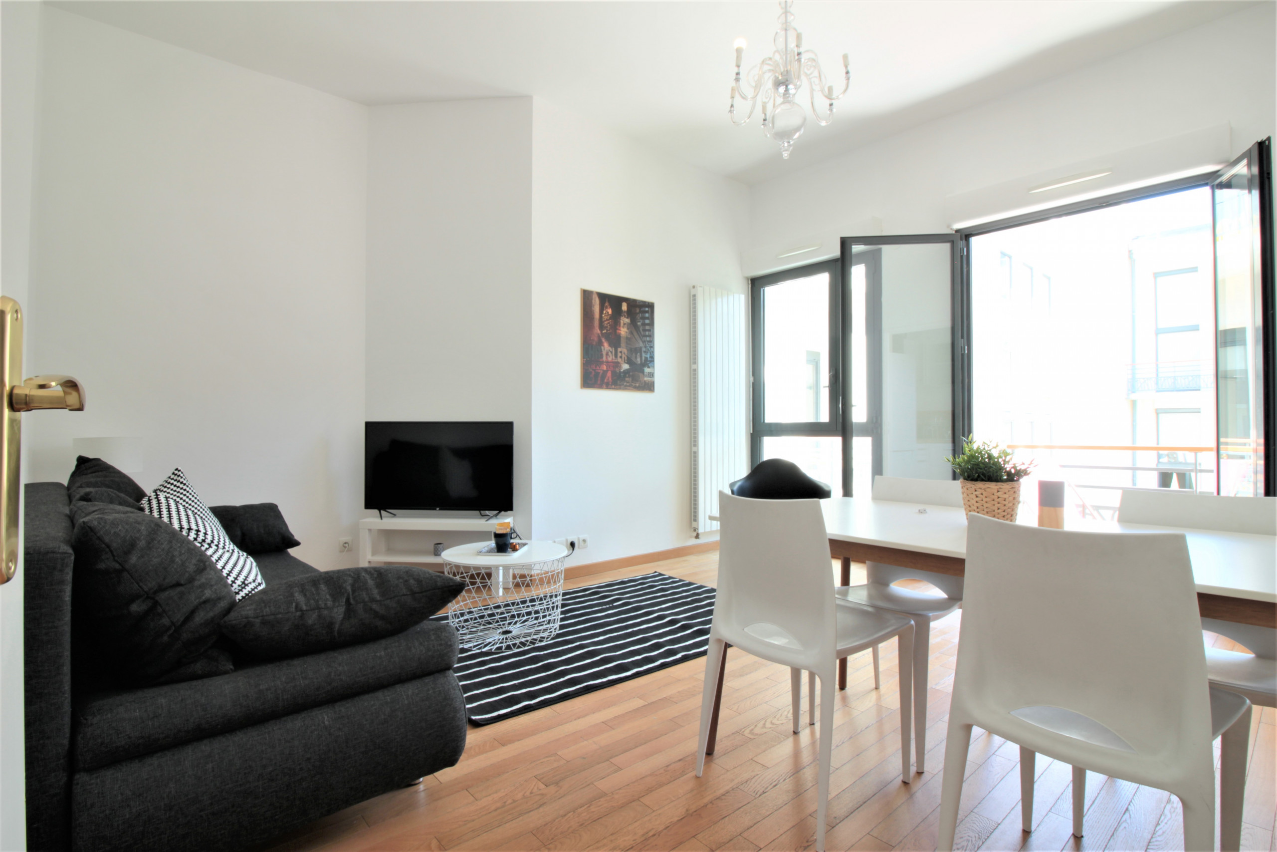Salon GARDEN PLAZZA salon-appartement-garden-plazza-annecy