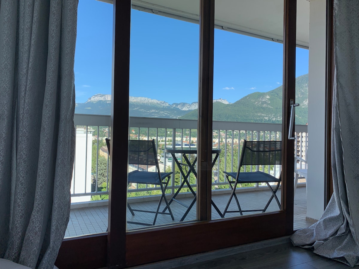 balcon-appartement-mont-royal-annecy