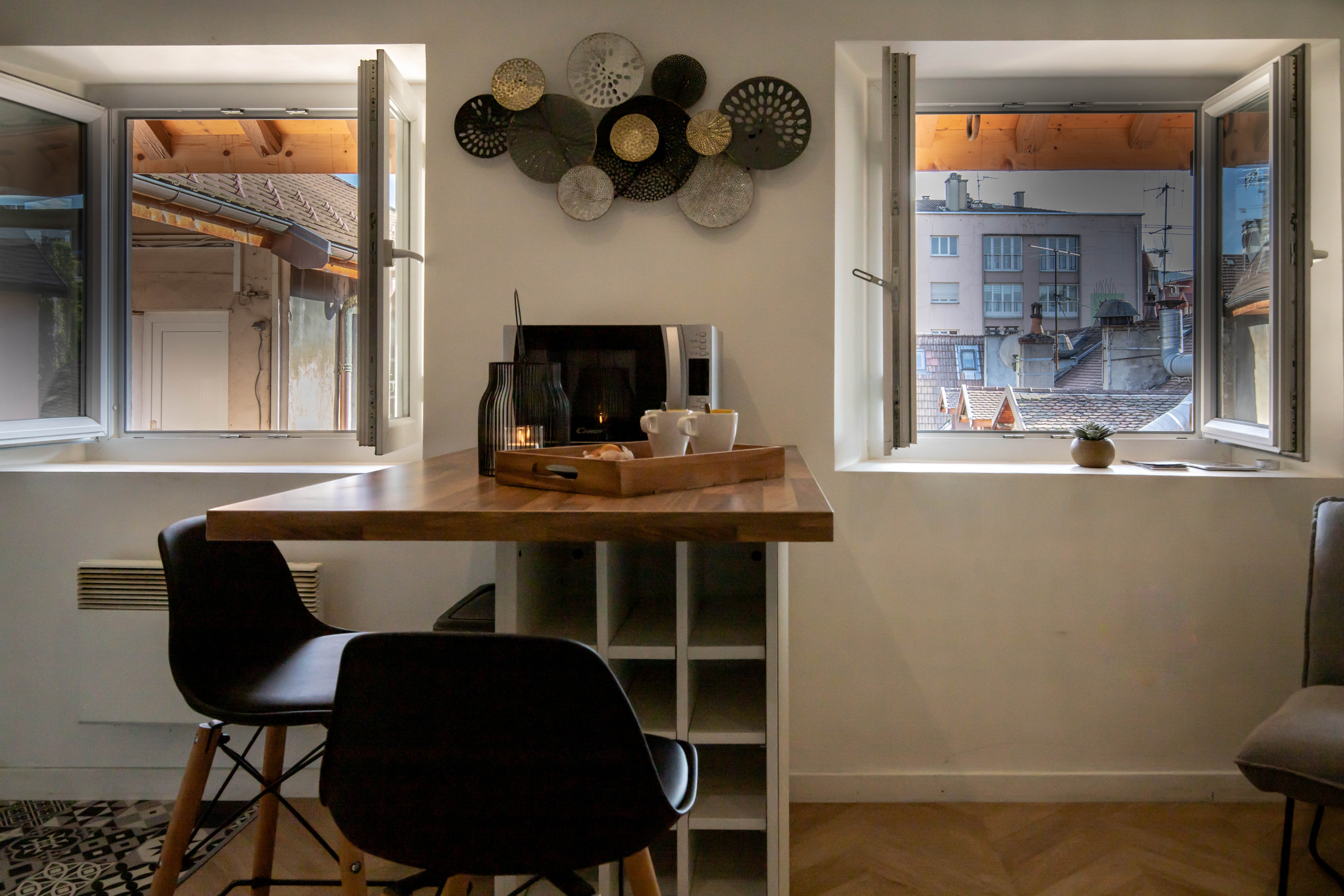 espace repas appartement mystery espace-repas-appartement-mystery-annecy