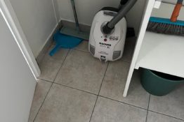 aspirateur-serpilliere-balais-appartement-kusmi