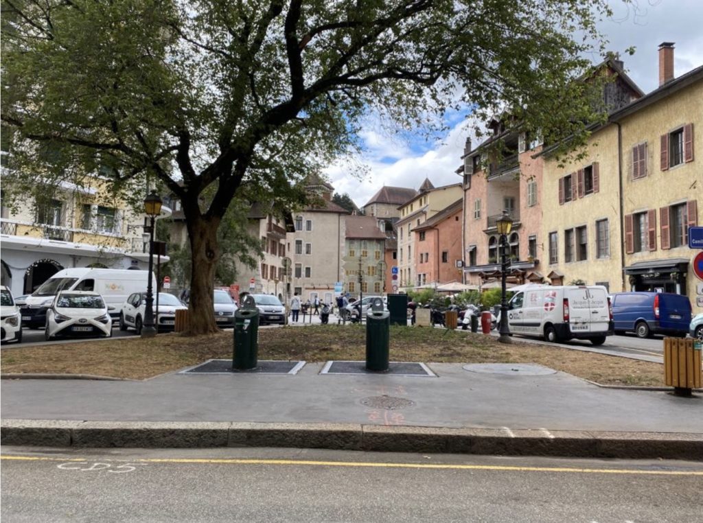 poubelle-de-verre-rue-du-lac