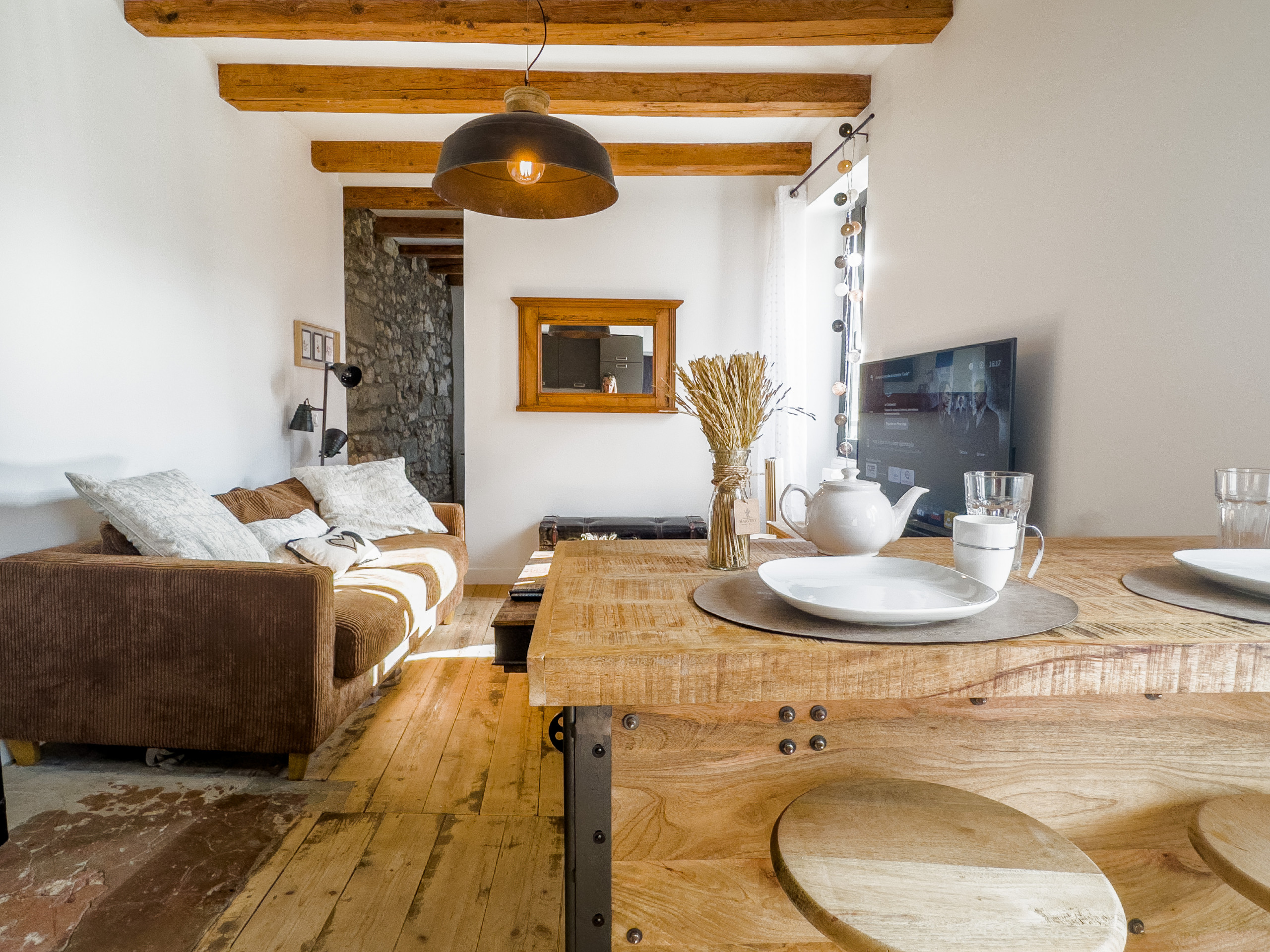 Salon CHEZ VIOLETTE salon-appartement-chez-violette-annecy
