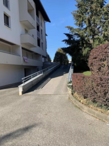 parking-appartement-golden-beach 1