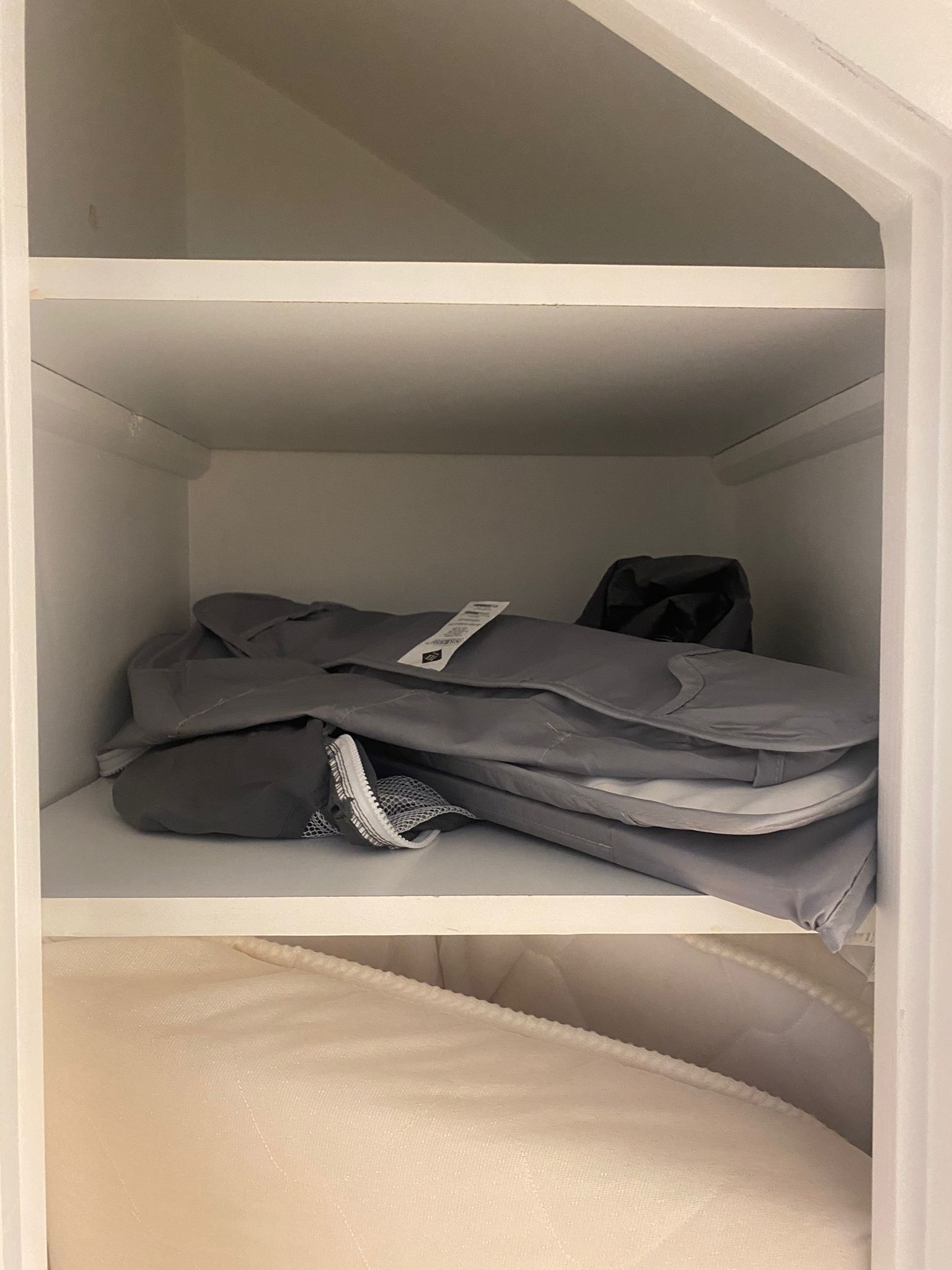 matelas-bebe-appartement-refuge