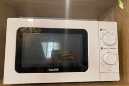 micro-ondes-appartement-angelina