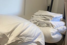 stock-canape-lit-appartement-milano