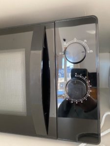 micro-ondes-appartement-7eme-ciel