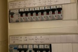 compteur-electrique-appartement-vie-en-rose