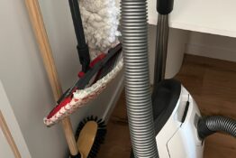 Aspirateur / Serpillière / Balais dauphin